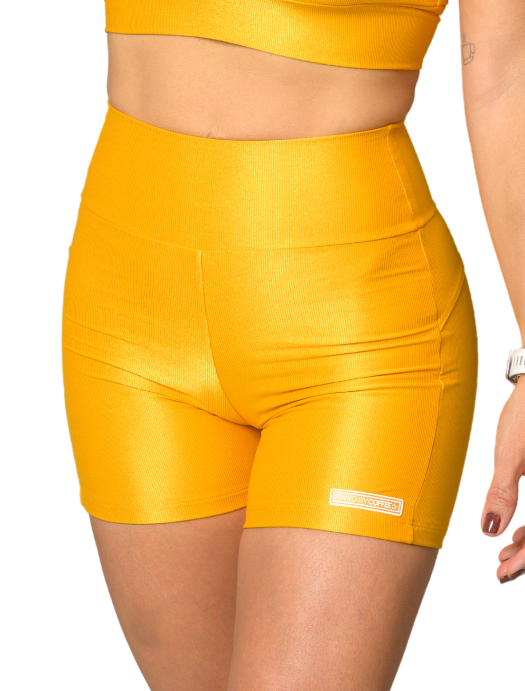 SHORTS EMPINA DOURADO