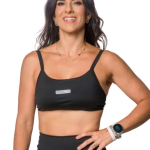 TOP AMANDA PRETO BLACKOUT